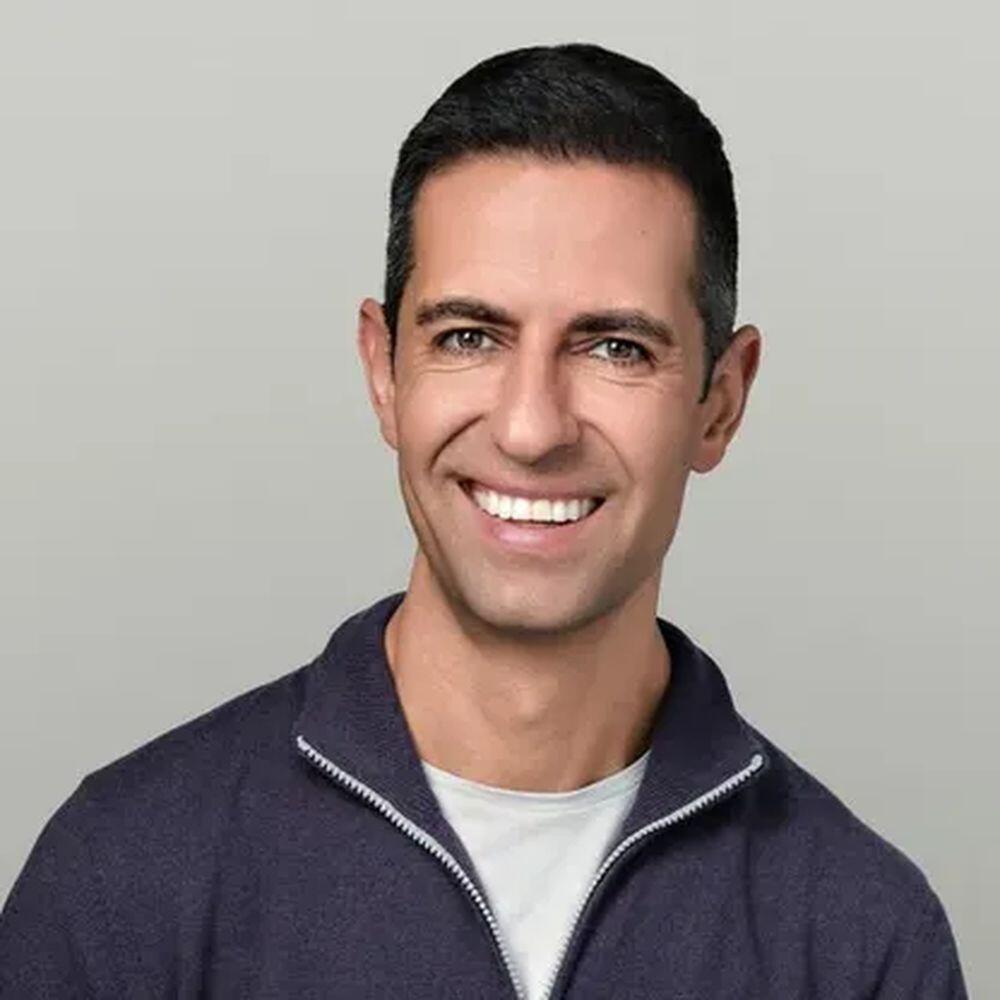 لایت فایننس: آدام فروغی ثروتمند ترین ایرانی جهان