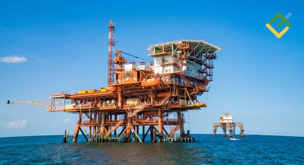 Analisis dalam Jangka Pendek untuk Minyak, Emas, dan EURUSD untuk 03.11.2025