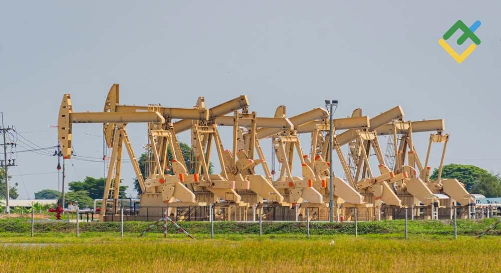 Analisis dalam Jangka Pendek untuk Minyak, Emas dan EURUSD pada 28.11.2025