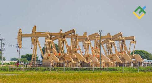 Analisis dalam Jangka Pendek untuk Minyak, Emas dan EURUSD pada 28.11.2025