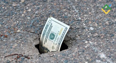 Dollar Berisiko Karena Data Ekonomi Melemah. Perkiraan pada 02.05.2025.