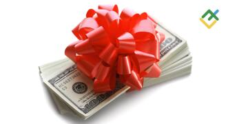 Dollar Mendapat Hadiah. Perkiraan pada 05.05.2025