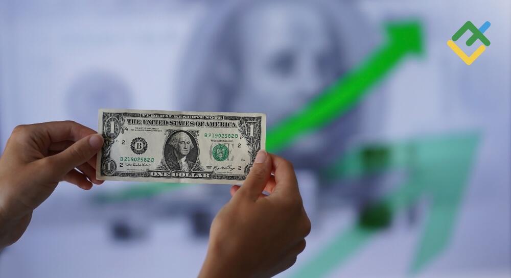 Dollar AS Menguat karena Prospek Bea Tarif yang Mengerikan. Perkiraan pada 26.11.2024