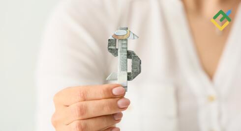 Dolar AS merosot setelah Trump mengabaikan penurunannya. Perkiraan pda 28.01.2026.