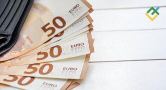 Euro Terjadi koreksi saat Drama Fed Mereda dan Krisis Prancis Memicu. Perkiraan pada 28.08.2025