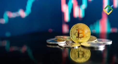 Bitcoin's Rally Loses Momentum as Risk Appetite Favors Tech. Forecast as of 07.10.2026