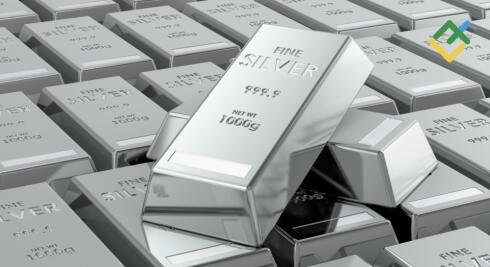 Harga Perak Melonjak di Tengah Meningkatnya Permintaan dan Meningkatnya Ekspektasi Pemangkasan Suku Bunga The Fed. Prakiraan untuk 01.09.2025