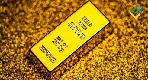 Emas Ditarik ke Arah Yang Berlawanan. Perkiraan untuk 13.03.2026