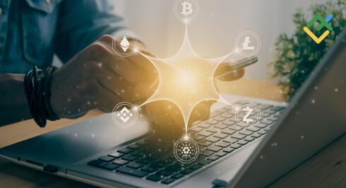 Pronóstico a corto plazo de BTCUSD, XRPUSD y ETHUSD para 05.11.2025