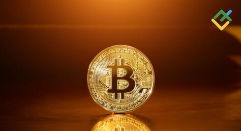 Pronóstico a corto plazo de BTCUSD, XRPUSD y ETHUSD para 07.11.2025