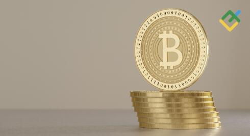 Pronóstico a corto plazo de BTCUSD, XRPUSD y ETHUSD para 25.11.2025