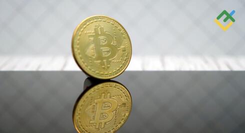 Pronóstico a corto plazo de BTCUSD, XRPUSD y ETHUSD para 24.10.2025