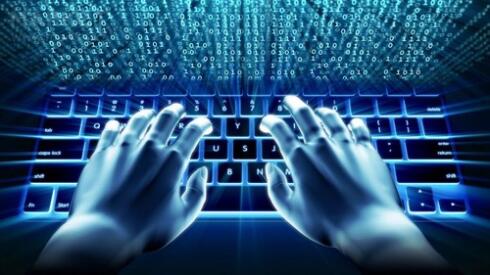 Jaki jest związek między atakami hakerskimi a upadkiem rynku kryptowalutowego?